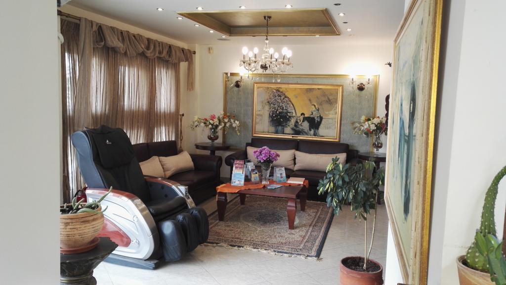 Filippos Otel Nea Moudania Dış mekan fotoğraf