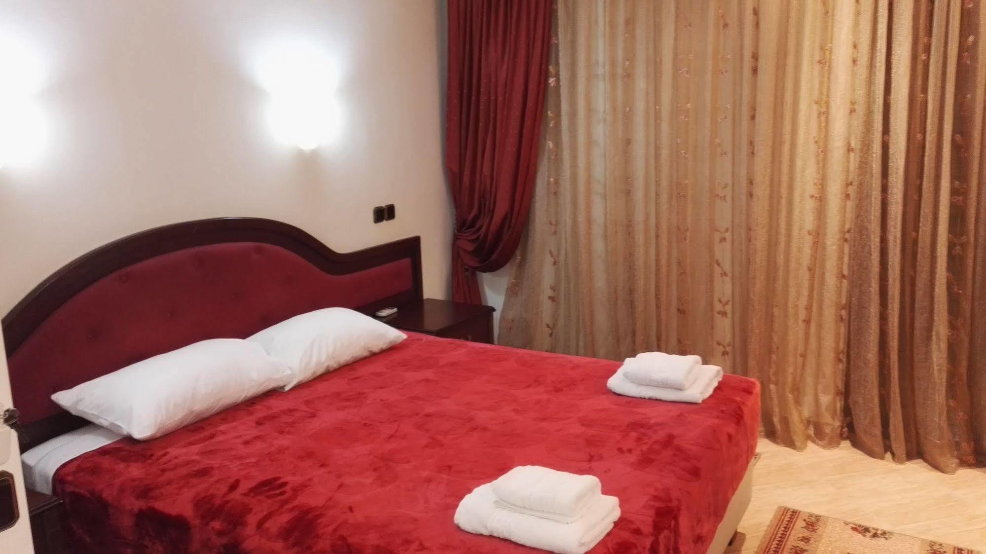 Filippos Otel Nea Moudania Dış mekan fotoğraf